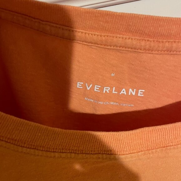 Everlane Boxy-Cut Cropped Cotton Tee - Picture 3 of 5